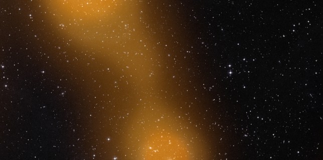 Galaxy clusters connected by gas bridge (ESA)