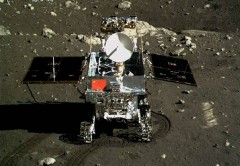 Yutu rover emblazoned with Chinese Flag as seen by the Chang’e 3 lander on the moon on Dec. 15, 2013 (China Space)