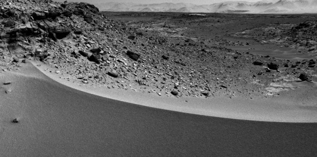 Curiosity's View Past Dune at 'Dingo Gap'
